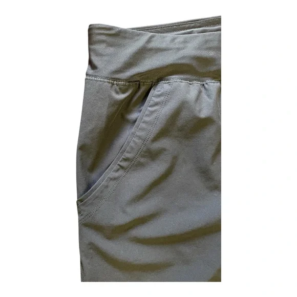 Lands’ End Quick Dry Swim Board Shorts - Size 26W - Picture 7 of 9